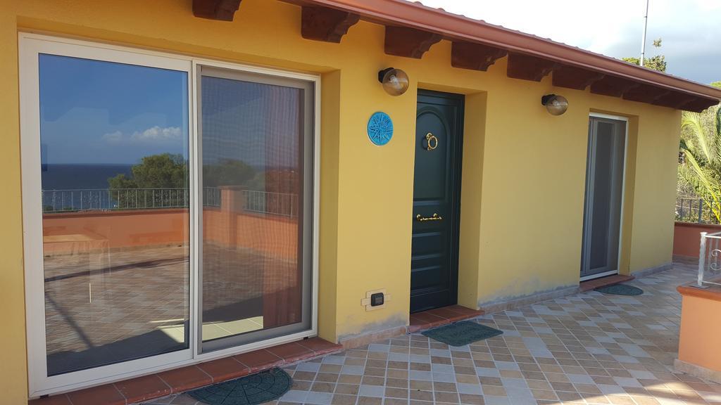 Terrazza Sul Golfo Degli Angeli Capitana Exterior foto