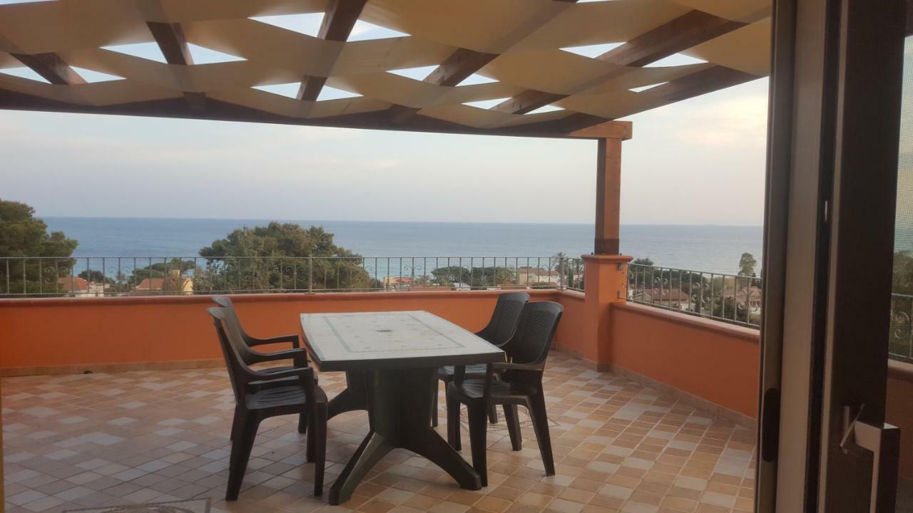 Terrazza Sul Golfo Degli Angeli Capitana Exterior foto